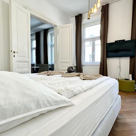 Premium Apartment Located At The Famous Vienna Kutschkermarkt Zewnętrze zdjęcie