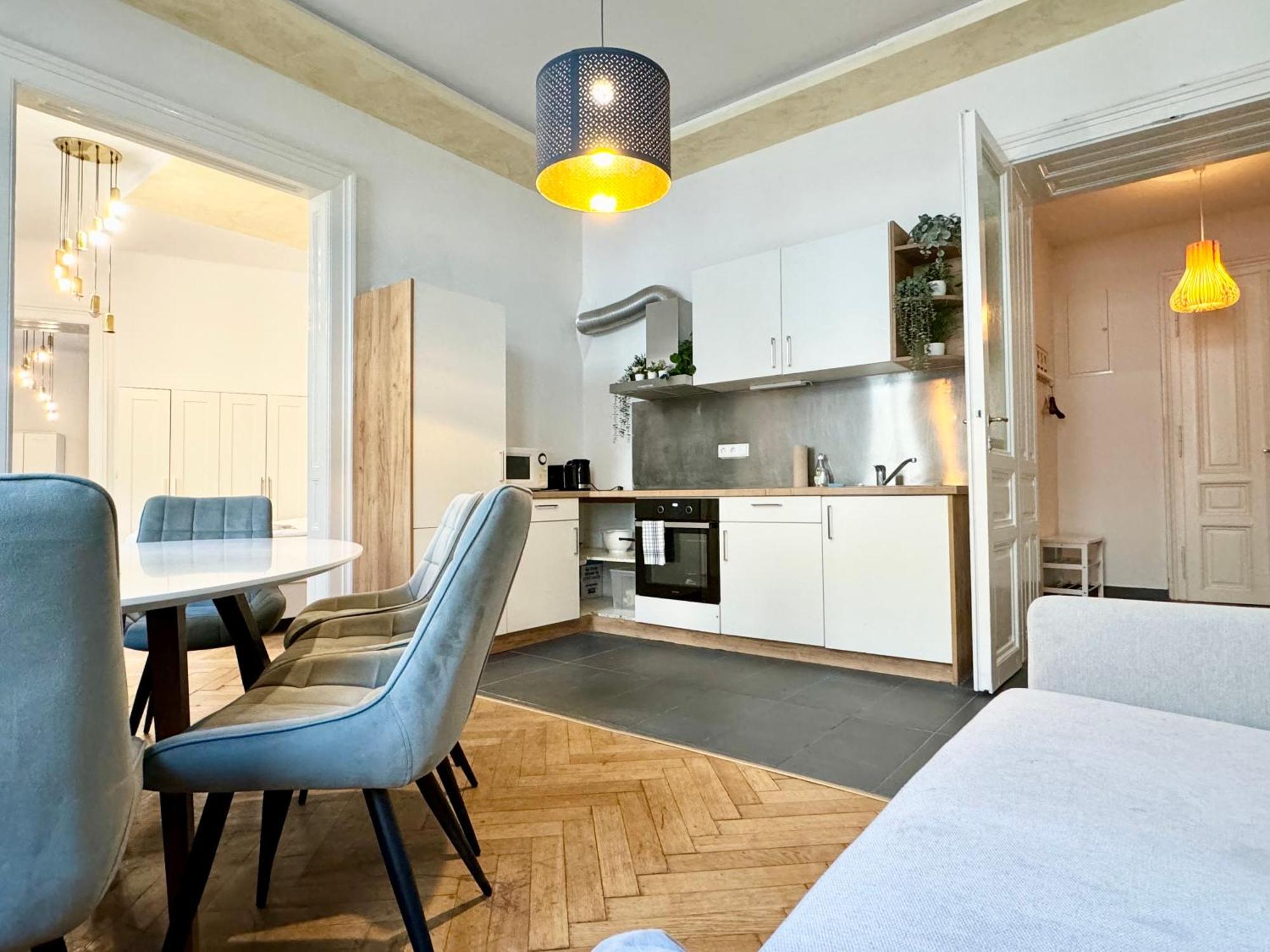 Premium Apartment Located At The Famous Vienna Kutschkermarkt Zewnętrze zdjęcie